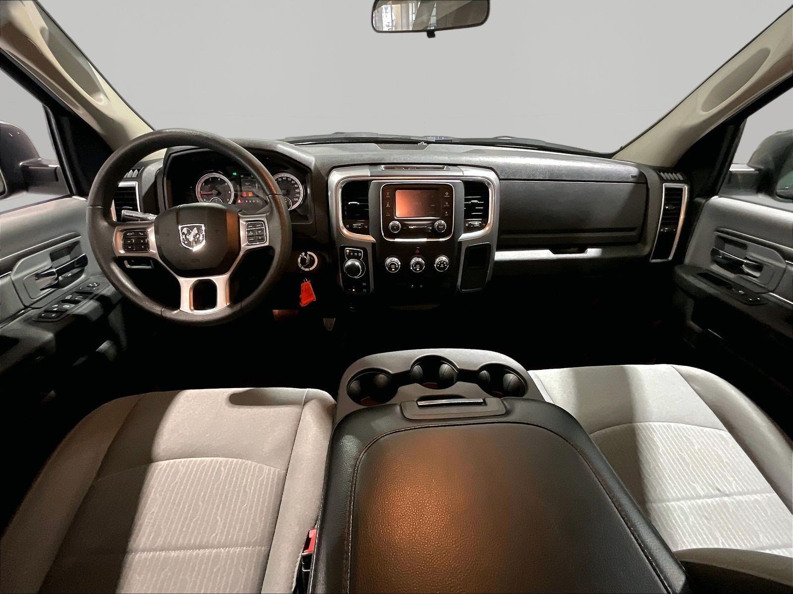 Used 2024 RAM 1500 Classic SLT AWD/4WD image 8