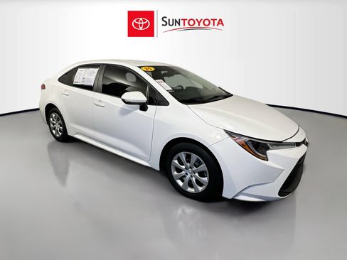 Used 2024 Toyota Corolla LE FWD image 1