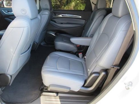 Used 2021 Buick Enclave Essence w/ Sound and Sites Package image 32