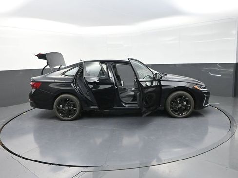 New 2026 Volkswagen Jetta SE image 34