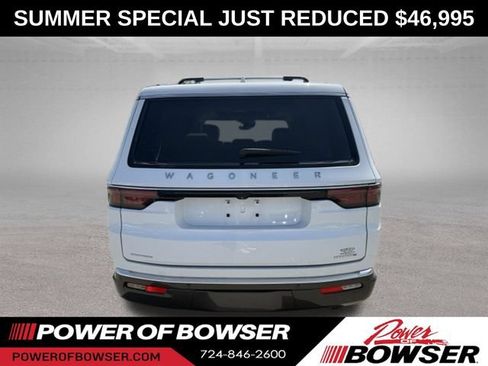 Used 2022 Jeep Wagoneer Series III w/ Premium Group I AWD/4WD image 11