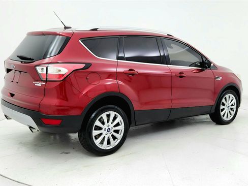 Used 2017 Ford Escape Titanium FWD image 5