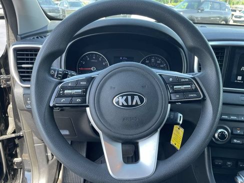 Used 2020 Kia Sportage LX AWD/4WD image 15
