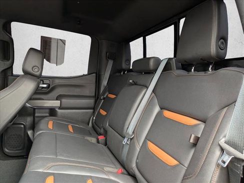 Used 2021 GMC Sierra 1500 AT4 w/ AT4 Premium Package image 19