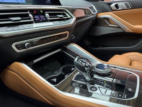 Certified 2023 BMW X6 xDrive40i w/ Executive Package image 19