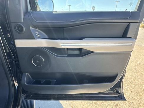 Used 2024 Ford Expedition Max Limited image 13