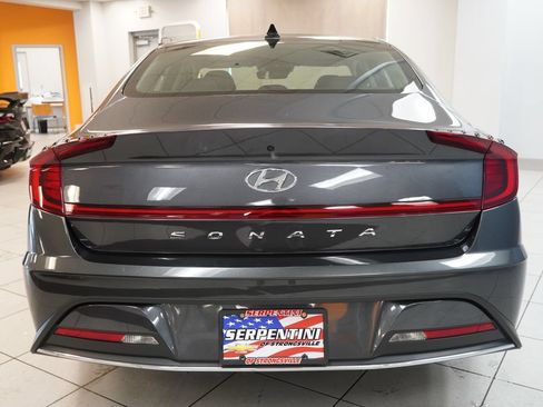 Used 2021 Hyundai Sonata SE w/ Cargo Package FWD image 10