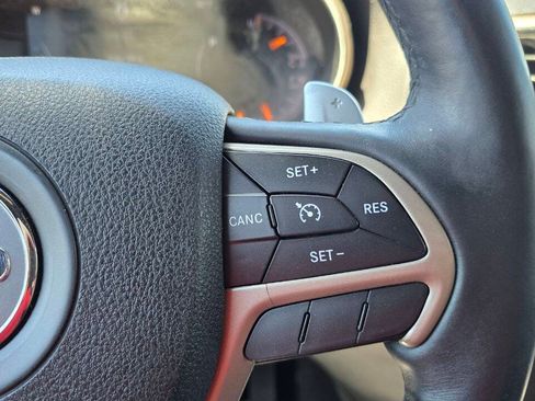 Used 2014 Jeep Grand Cherokee Limited AWD/4WD image 25