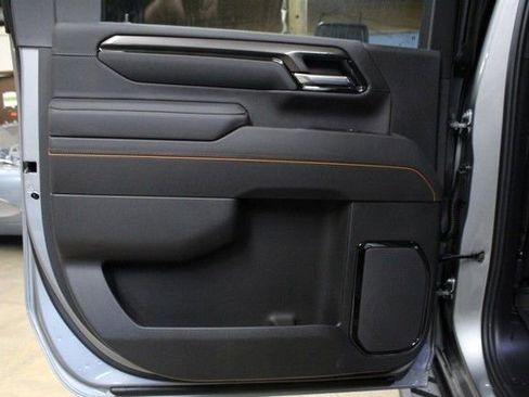 New 2026 GMC Sierra 2500 AT4 w/ AT4 Premium Plus Package AWD/4WD image 15