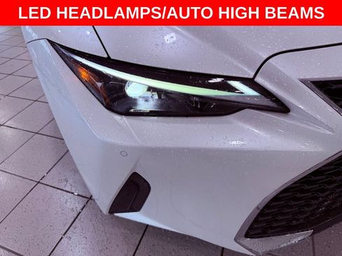 Certified 2023 Lexus IS 300 w/ Comfort Package RWD image 10