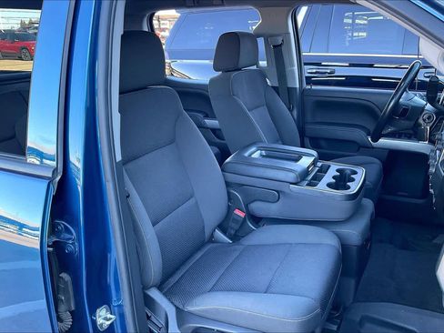 Used 2018 Chevrolet Silverado 1500 LT w/ Texas Edition image 9