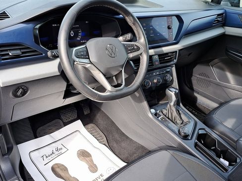 Used 2022 Volkswagen Taos SE image 8