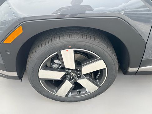 New 2027 Hyundai Santa Fe Limited FWD image 23