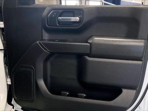 Used 2023 Chevrolet Silverado 1500 Custom AWD/4WD image 12