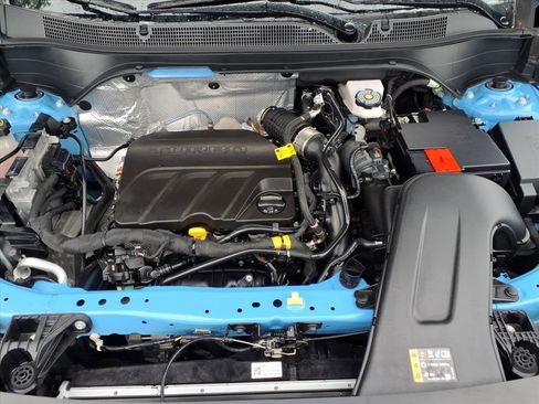 Used 2024 Chevrolet Trax RS w/ Driver Confidence Package image 32