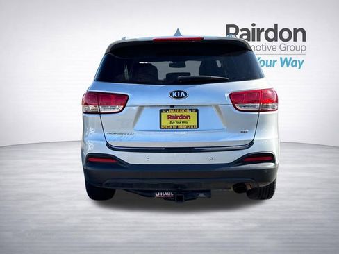 Used 2017 Kia Sorento AWD w/ LX Convenience Package image 6