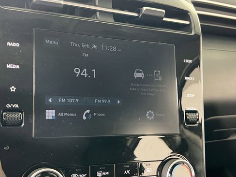 Used 2024 Hyundai Tucson SE image 14