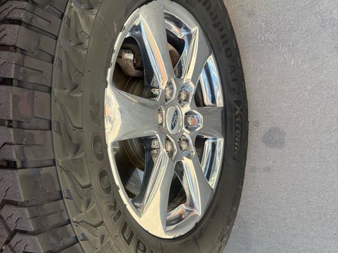 Used 2018 Ford F150 XLT w/ Equipment Group 301A Mid AWD/4WD image 10