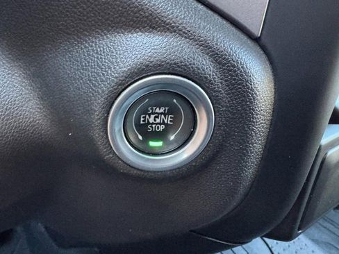 Used 2024 Chevrolet Silverado 1500 Custom image 25