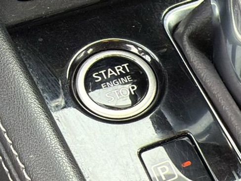 Used 2024 Nissan Kicks SV image 21