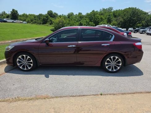 Used 2014 Honda Accord Sport image 2