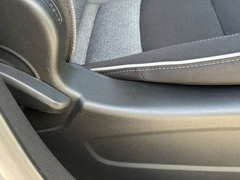 Certified 2023 Chevrolet TrailBlazer LT FWD image 31
