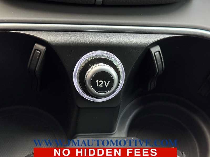 Used 2023 Porsche Cayenne Platinum Edition AWD/4WD image 35