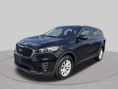Used 2019 Kia Sorento FWD w/ LX Convenience Package image 2