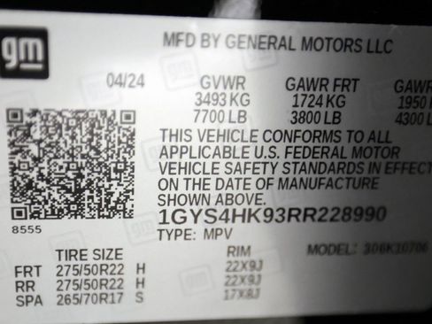 Used 2024 Cadillac Escalade V w/ LPO, ONYX Package image 62