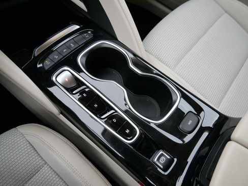 Used 2023 Buick Envision Preferred AWD/4WD image 22
