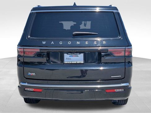 Used 2024 Jeep Wagoneer Series II AWD/4WD image 5