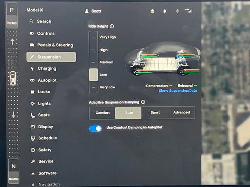 Used 2022 Tesla Model X image 34