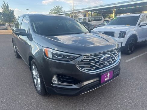 Used 2020 Ford Edge Titanium w/ Equipment Group 301A AWD/4WD image 4