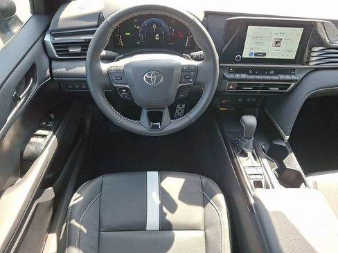 Used 2026 Toyota Camry SE FWD image 13