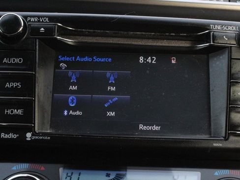 Used 2018 Toyota RAV4 XLE image 34