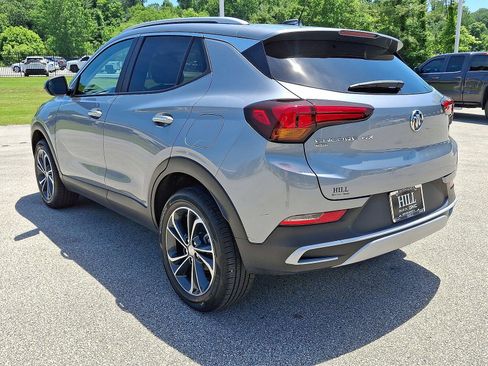 Used 2023 Buick Encore GX Select w/ Safety Package II AWD/4WD image 22