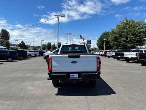 Used 2024 Ford F350 XL w/ 360-Degree Camera Package AWD/4WD image 4