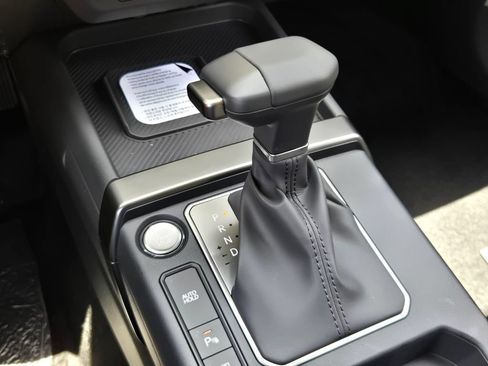 Used 2027 Kia Seltos S FWD image 11