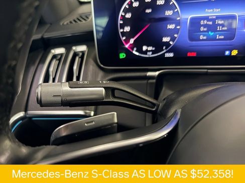 Used 2022 Mercedes-Benz S 500 4MATIC w/ AMG Line Package image 23