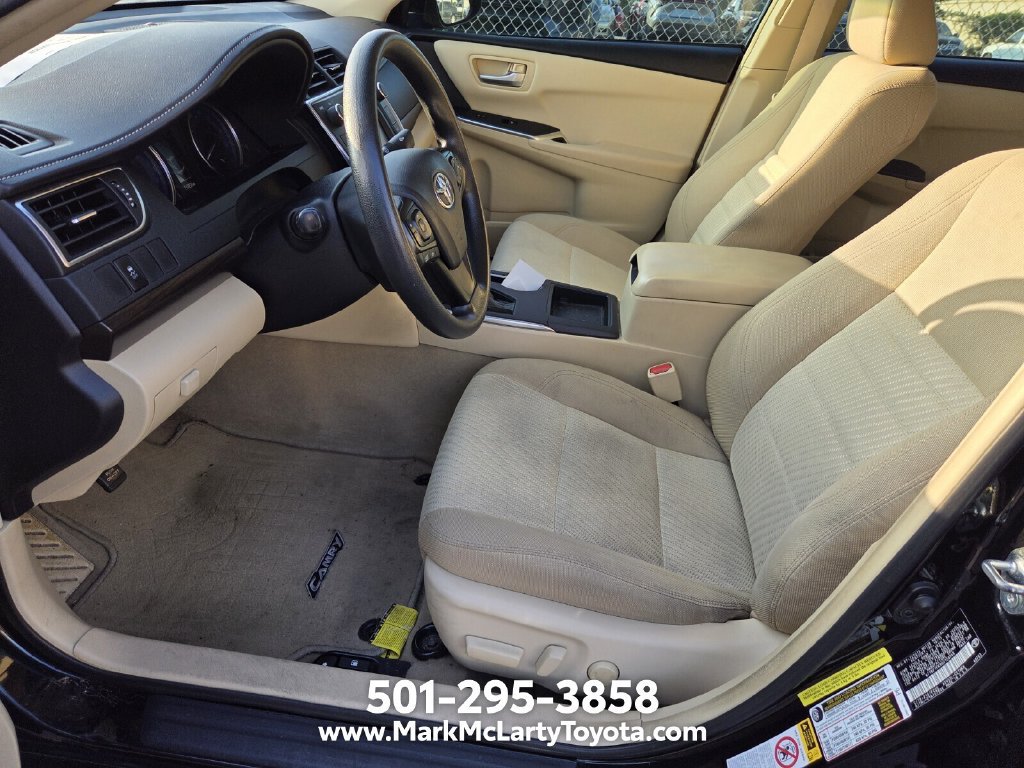 Used 2016 Toyota Camry LE FWD image 4