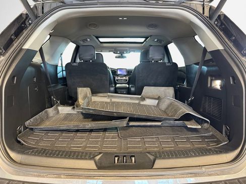 Used 2023 Ford Explorer XLT w/ Equipment Group 202A image 25