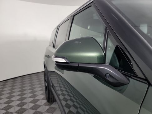 Used 2025 Rivian R1S Adventure AWD/4WD image 37