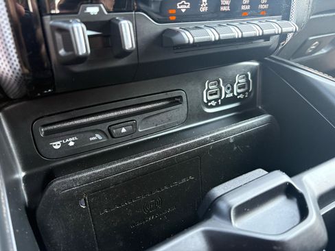 Used 2019 RAM 1500 Limited AWD/4WD image 47