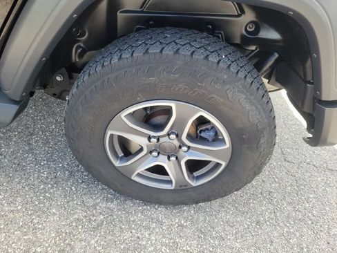 Used 2021 Jeep Wrangler Unlimited Sport w/ Sun And Sound Package AWD/4WD image 9