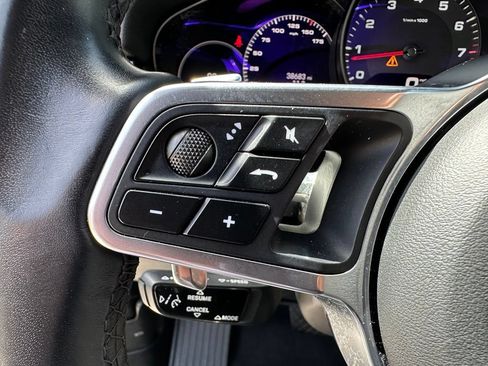 Certified 2023 Porsche Cayenne Platinum Edition AWD/4WD image 27