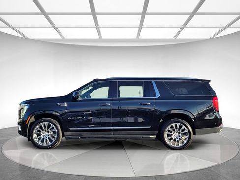Used 2025 GMC Yukon XL Denali image 8