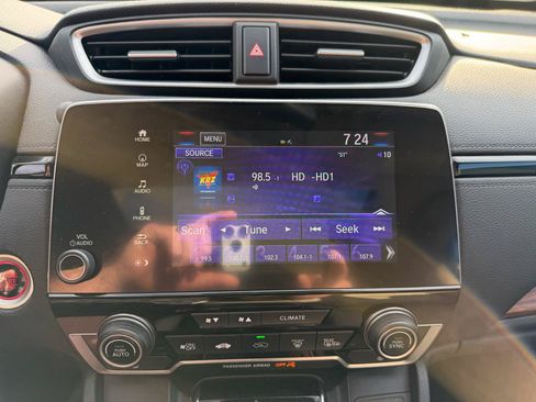 Used 2017 Honda CR-V Touring image 14