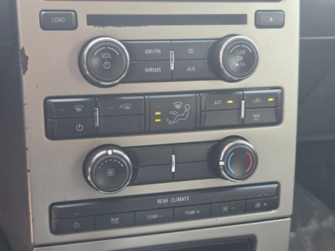 Used 2011 Ford Flex SE FWD image 12
