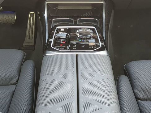 Certified 2026 BMW 740i xDrive image 20