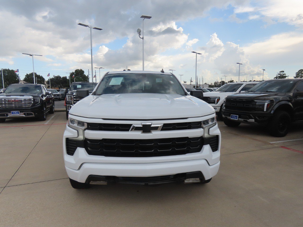 Used 2024 Chevrolet Silverado 1500 RST w/ Convenience Package II AWD/4WD image 5